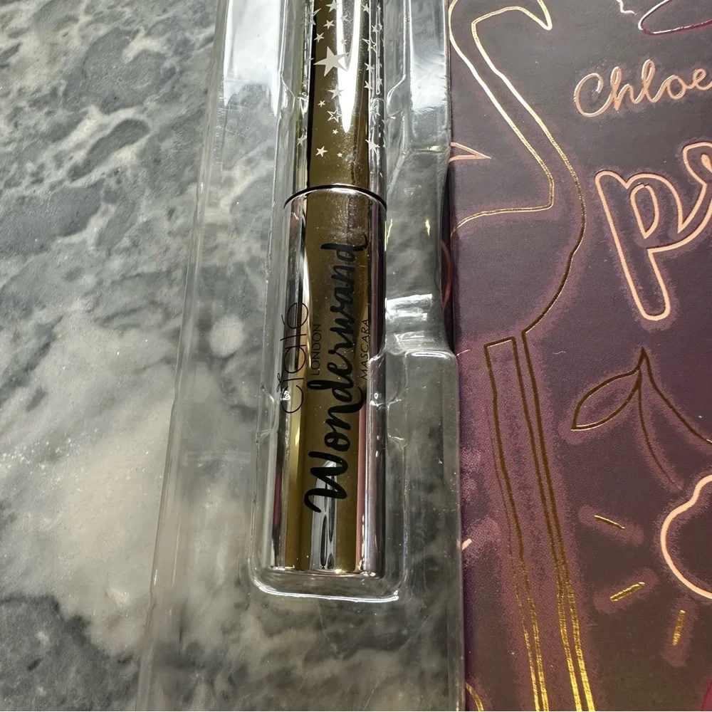 Ciate‎ Pretty Fun and Fearless Palette Mascara Eyeliner Liquid Lipstick